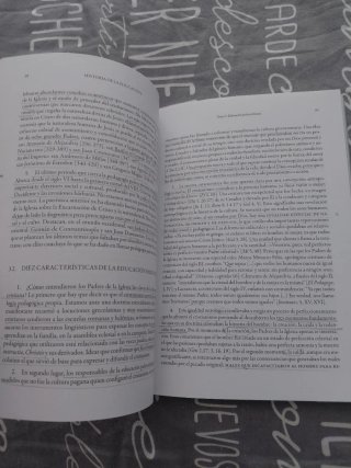 Libros UNED Educación Social / Pedagogía