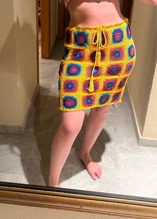Falda crochet hecha a mano multicolor