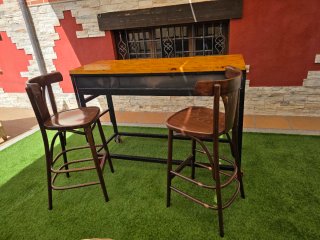 Barbacoa XXL con mesa auxiliar