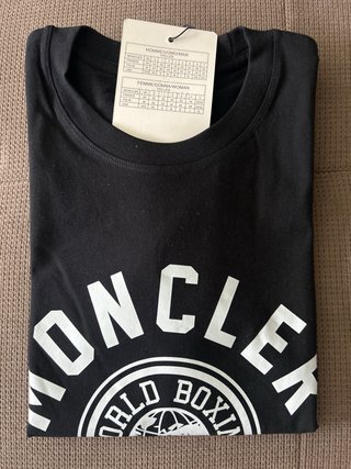 Camiseta Moncler Negra Juvenil Verano