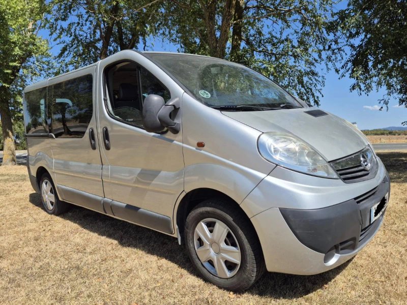 Opel Vivaro 2011 - foto 1