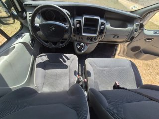 Opel Vivaro 2011