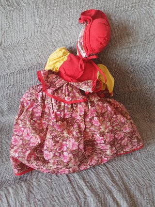 Bambole vintage per coprire teiere