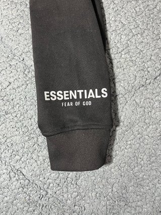 Sudadera Essentials Negra