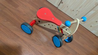 Correpasillos de madera con ruedas