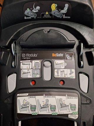 Besafe Izi Modular Fresh Black Cab