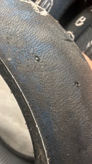 Neumáticos Pirelli Slick Trasero 180 Delantero 120