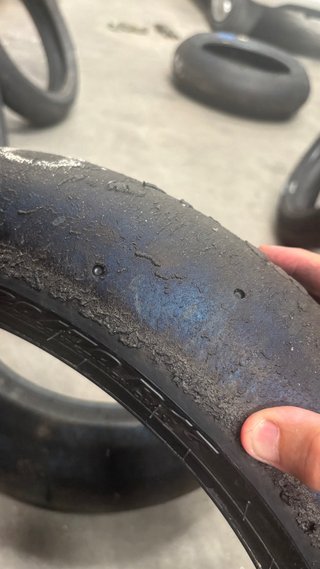 Neumáticos Pirelli Slick Trasero 180 Delantero 120