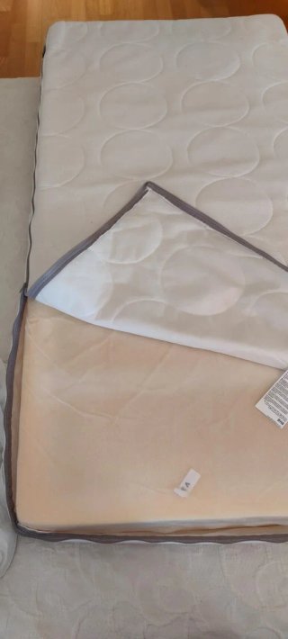 Cuna blanca + colchón + protectores