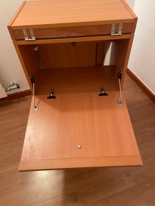 Mueble planchar con tabla plegable