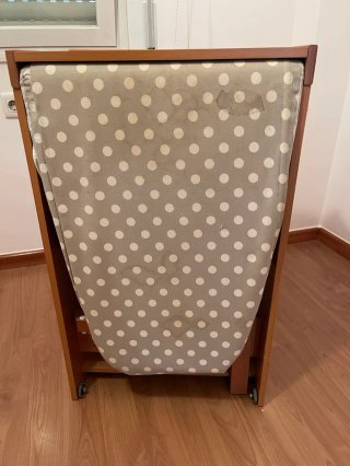 Mueble planchar con tabla plegable