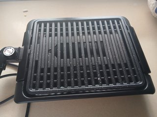 Parrilla Eléctrica Negra - Usada 1 vez