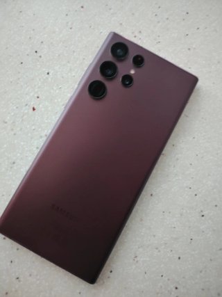 Samsung Galaxy S22 Ultra 256 Borgoña