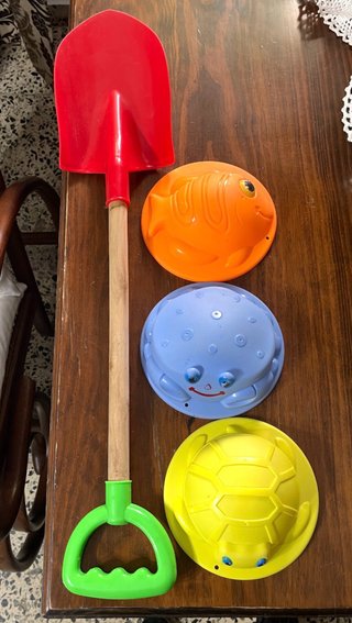 Juego de playa: pala y moldes