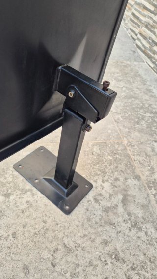 Soporte TV Inclinable Pared/Techo Negro