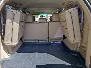 Toyota Land Cruiser 2004