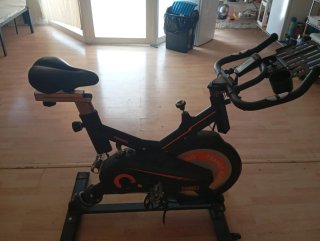 Bicicleta Estática Negra