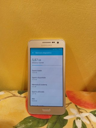 Samsung Galaxy A3 Argento
