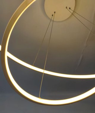 Lámpara de techo moderna anillos LED
