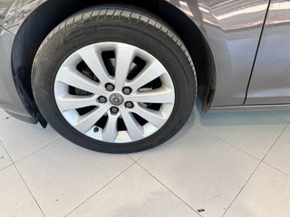 ¡¡EMBRAGUE NUEVO!!--136CV Opel Astra 2016