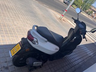 Peugeot 49cc Moped - Blue & White