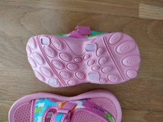 Chanclas niña Tuc Tuc rosas 29