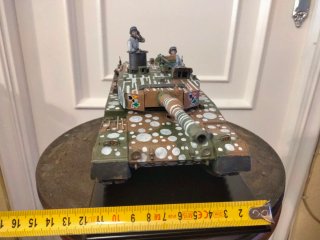 Maqueta de tanque militar