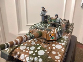 Maqueta de tanque militar