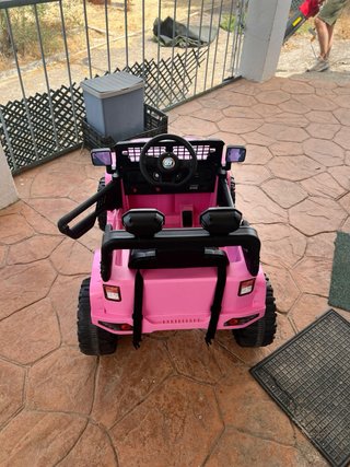 Coche eléctrico infantil rosa