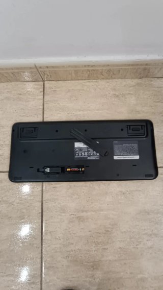 PC Sobremesa Microstar, pantalla, teclado y ratón