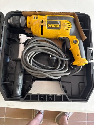 Taladro percutor DEWALT DWD024KS 701W
