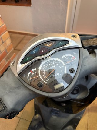 Honda SH 125i Scooter Negra