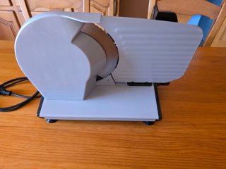 Cortafiambres Eléctrico Garhe 180W cuchilla 220mm
