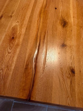 Mesa de comedor de madera con 6 sillas