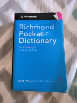 Richmond pocket dictionary español-inglés