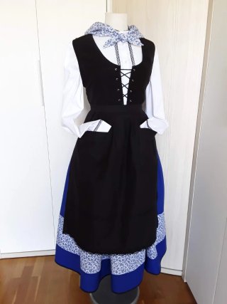 Traje Neska-Baserritarra"140 euros"
