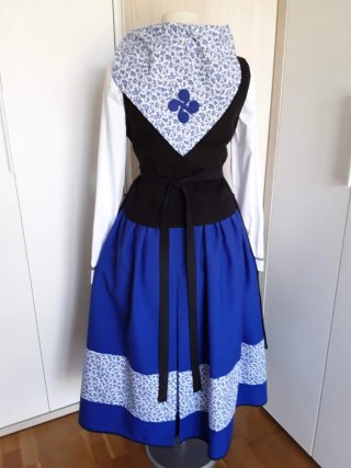 Traje Neska-Baserritarra"140 euros"