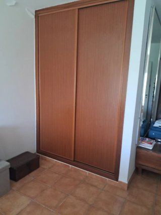 Puertas correderas armario madera