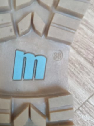 Botas M marrones con forro de pelo