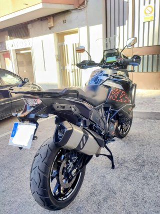 KTM 1290 Super Adventure S 2021-34.900 km-Revisada
