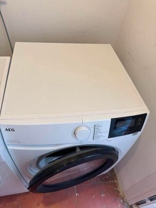 Secadora AEG 7000 Series SensiDry 1-8kg