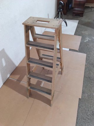 Escalera madera 1m 5 peldaños