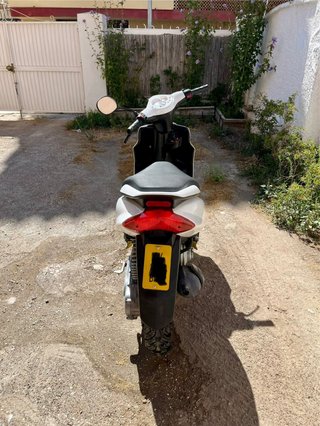 Yamaha Jog RR Scooter Blanca