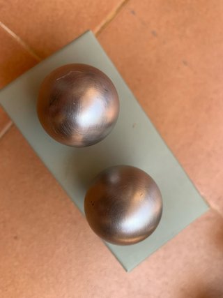 Pomos plateados para puertas (6 unidades)