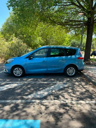 Renault Grand Scenic 2015