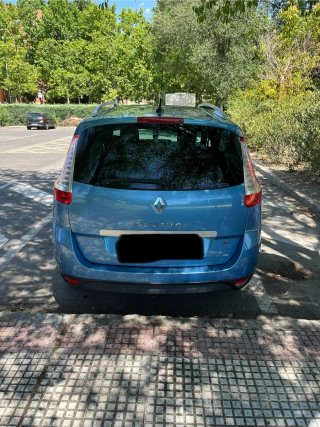 Renault Grand Scenic 2015