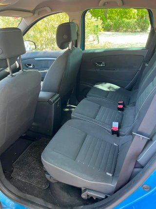 Renault Grand Scenic 2015