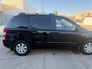 KIA Carnival 2010