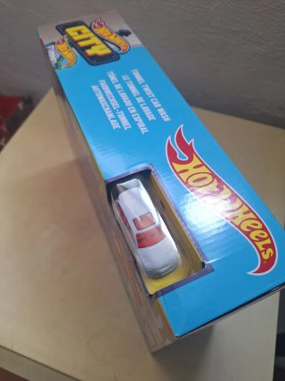 Hot Wheels City Tunnel Twist Car Wash