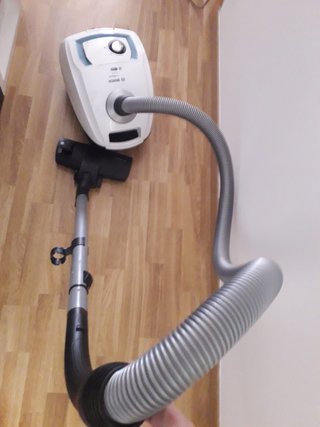 Aspiradora Bosch ProSilence PureAir con bolsa
